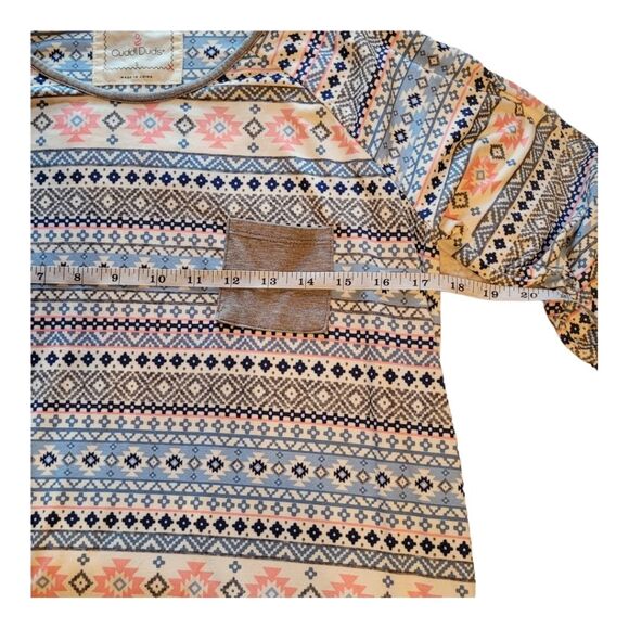 Cuddl Duds Long Sleeve Pajama Colorful Aztec Womens Top Size Small - Picture 8 of 9